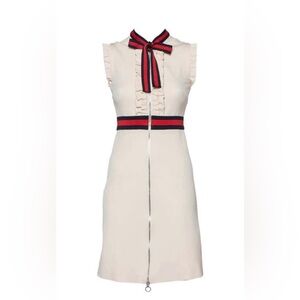 Superbe robe Gucci !